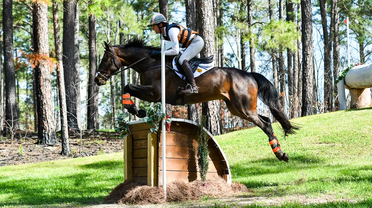 sliderLaurenNicholson_LarcotZ_KimberlyLoushinCAR_1180